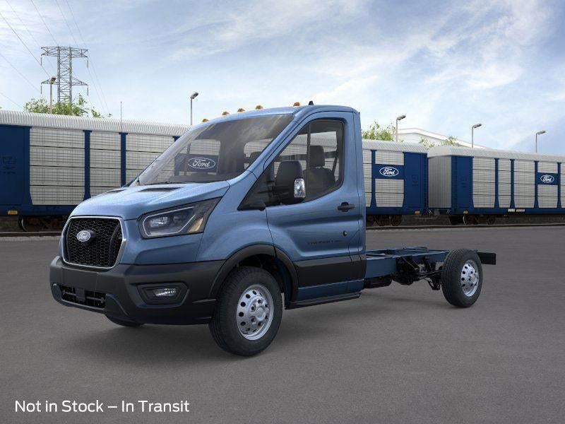 2026 Ford Etransit Base