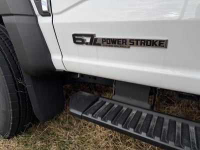 2025 Ford Super Duty F-550 DRW XL