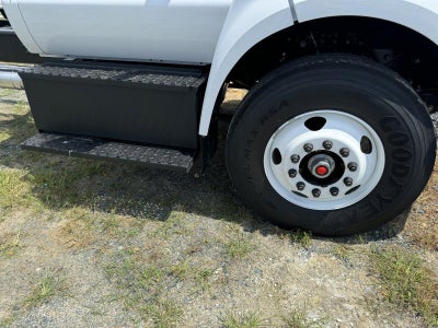 2025 Ford F-650 Straight Frame Gas 24' ALUMINUM DURABOX PRO VAN BODY,THIEMAN STOW-AWAY TAILGATE, 2,500 LBS CAPACITY