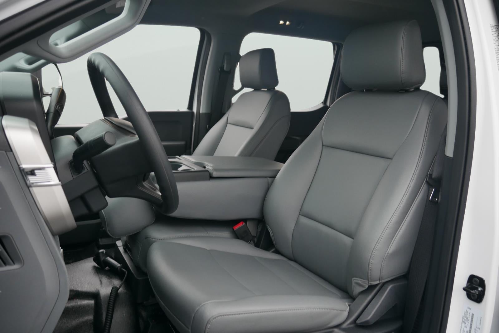 2026 Ford Super Duty F-550 DRW 12' RUGBY HEAVY DUTY LANDSCAPER, MAUNAL TARP, 48'" BARN DOORS, COMBO HITCH