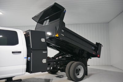 2026 Ford Super Duty F-550 DRW XL