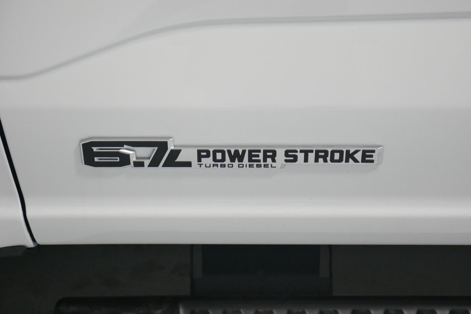 2026 Ford Super Duty F-550 DRW XL