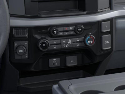 2025 Ford Super Duty F-550 DRW XL