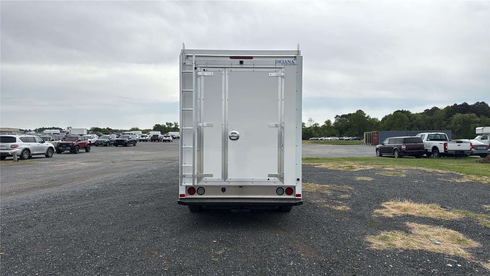 2027 Ford E-Series Cutaway E-350 SRW 138" WB