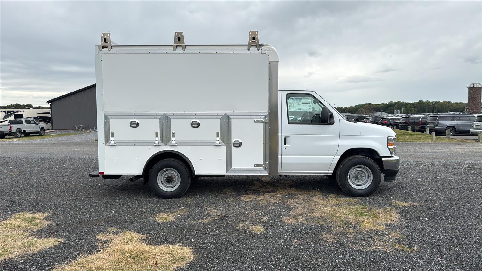 2027 Ford E-Series Cutaway E-350 SRW 138" WB