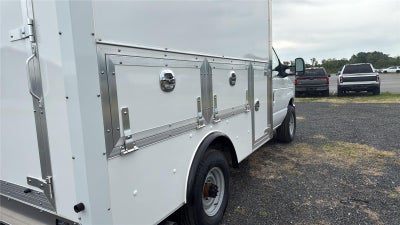 2027 Ford E-Series Cutaway E-350 SRW 138" WB