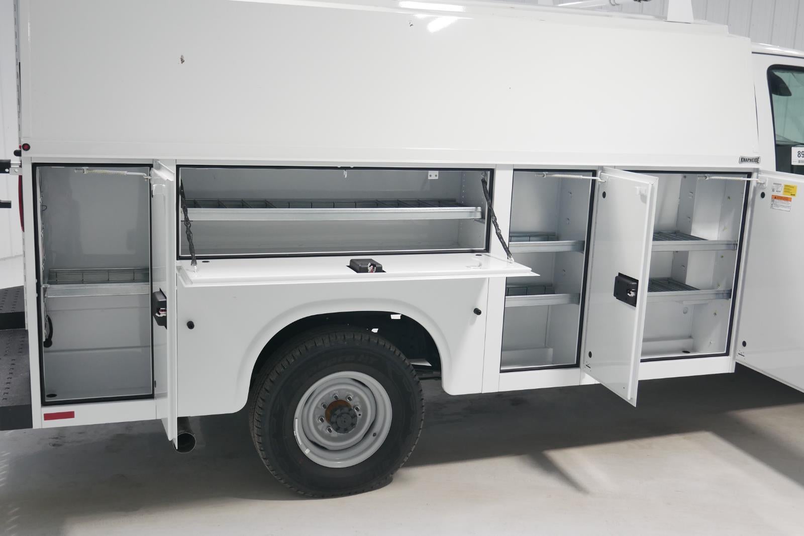 2026 Ford E-Series Cutaway E-350 10FT KNAPHEIDE KUV ENCLOSED SERVICE BODY, MASTER LOCK SYSTEM CLASS V HITCH 3 BOW LADDER RACK