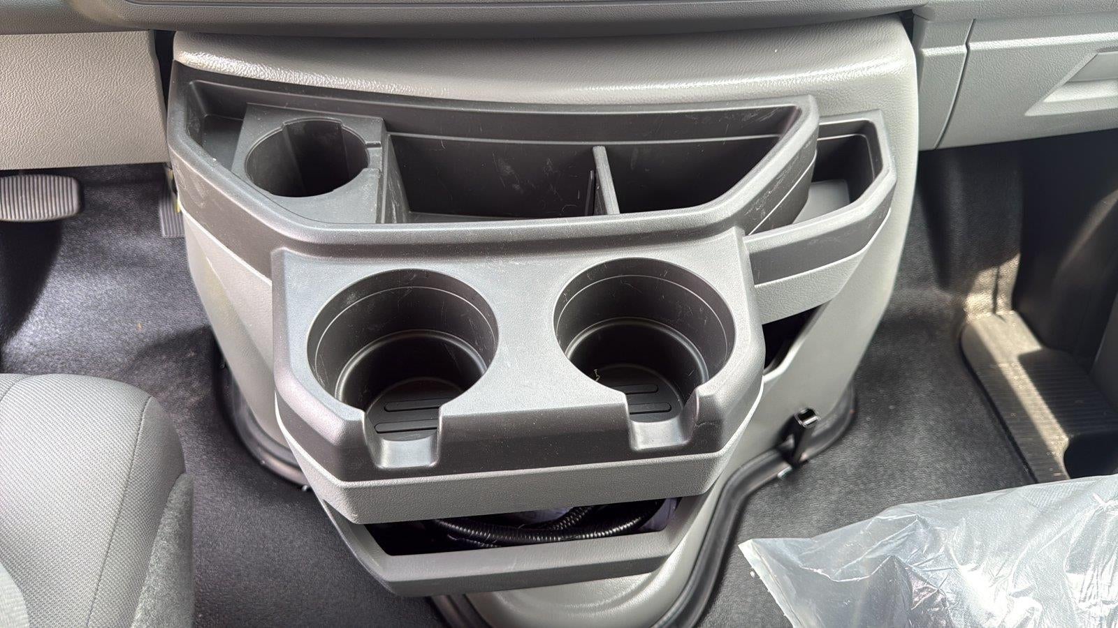 2027 Ford E-Series Cutaway 10' KNAPHEIDE KUV LOW ROOF ENCLOSED SERVICE BODY, MASTER LOCK SYSTEM, CLASS V HITCH, 3 BOW LADDER RACK