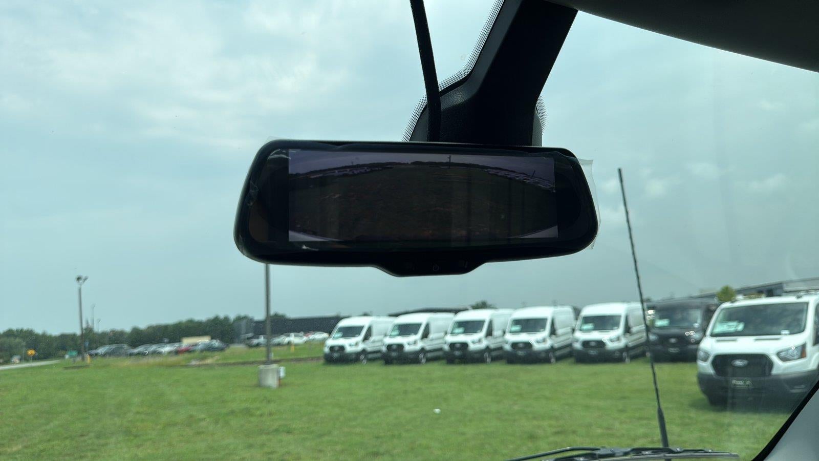 2027 Ford E-Series Cutaway 10' KNAPHEIDE KUV LOW ROOF ENCLOSED SERVICE BODY, MASTER LOCK SYSTEM, CLASS V HITCH, 3 BOW LADDER RACK