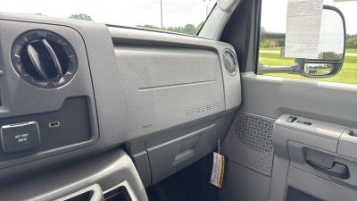 2027 Ford E-Series Cutaway Base