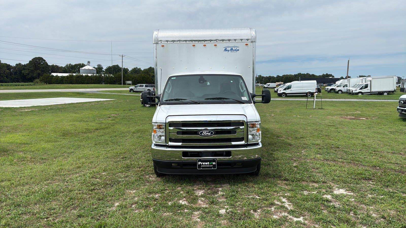 2027 Ford E-Series Cutaway Base