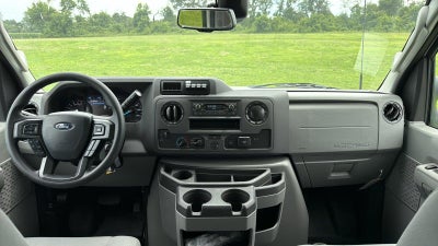 2026 Ford E-Series Cutaway 12' KNAPHEIDE SRW KUV BODY