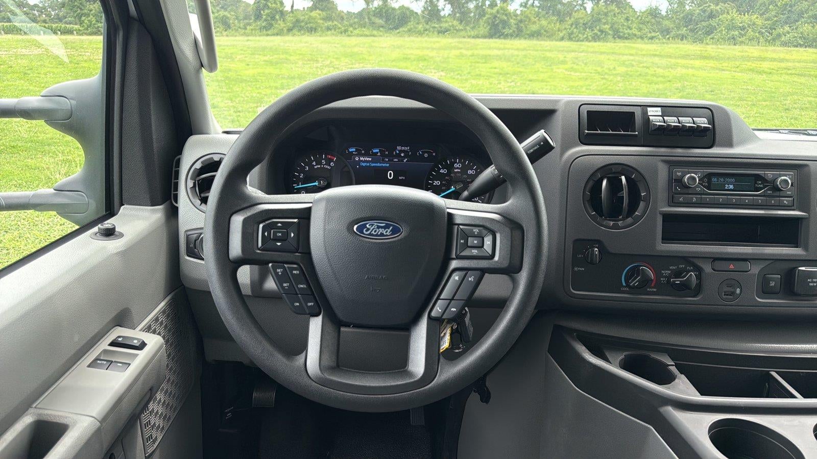2026 Ford E-Series Cutaway 12' KNAPHEIDE SRW KUV BODY