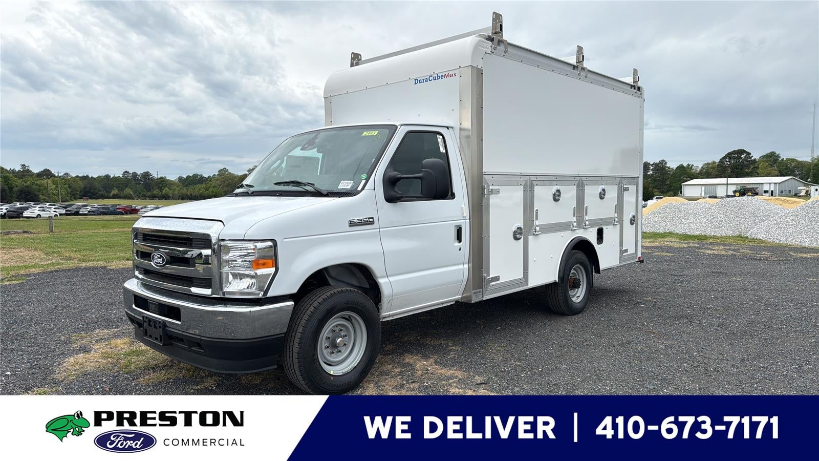 2027 Ford E-Series Cutaway 12' DURA-CUBE MAX FRP ENCLOSED SERVICE BODY, POWER LOCKS, 3 BOX LADDER RACK, BACK UP CAMERA