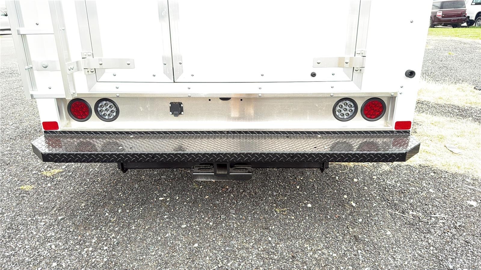 2027 Ford E-Series Cutaway 12' DURA-CUBE MAX FRP ENCLOSED SERVICE BODY, POWER LOCKS, 3 BOX LADDER RACK, BACK UP CAMERA