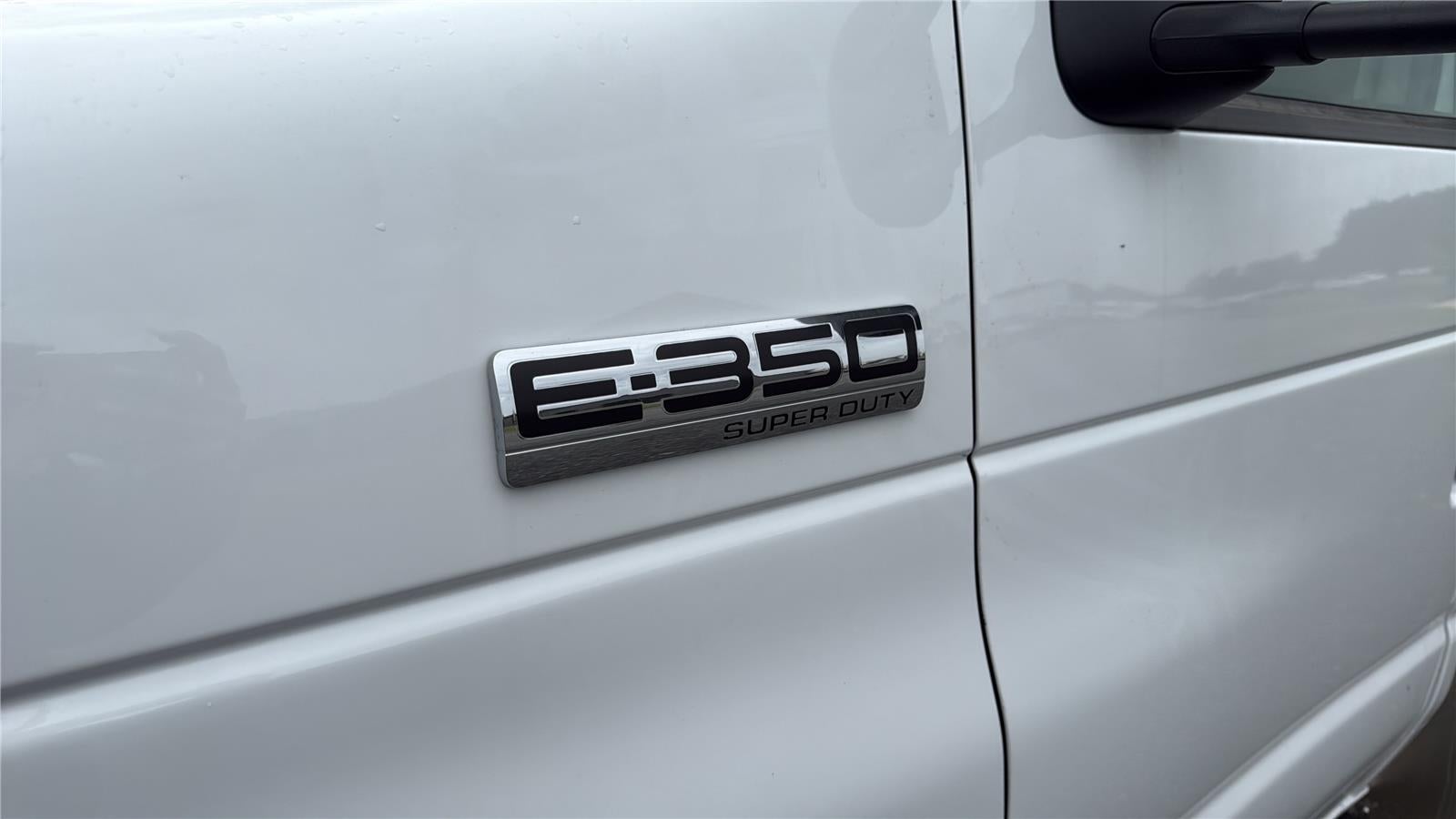 2027 Ford E-Series Cutaway 12' DURA-CUBE MAX FRP ENCLOSED SERVICE BODY, POWER LOCKS, 3 BOX LADDER RACK, BACK UP CAMERA