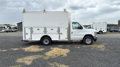 2027 Ford E-Series Cutaway 12' DURA-CUBE MAX FRP ENCLOSED SERVICE BODY, POWER LOCKS, 3 BOX LADDER RACK, BACK UP CAMERA