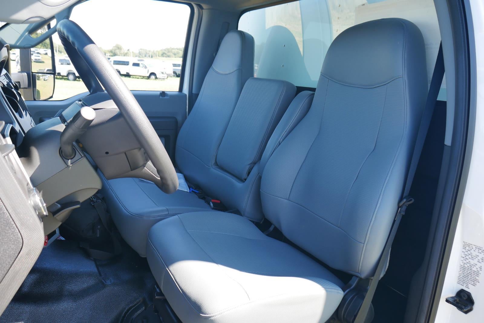 2025 Ford F-750 Straight Frame 26' DEJANA DURABOX PRO ALUMINUM BODY, ROLL UP DOOR, THIEMAN 2,500 LB STOW AWAY LIFTGATE