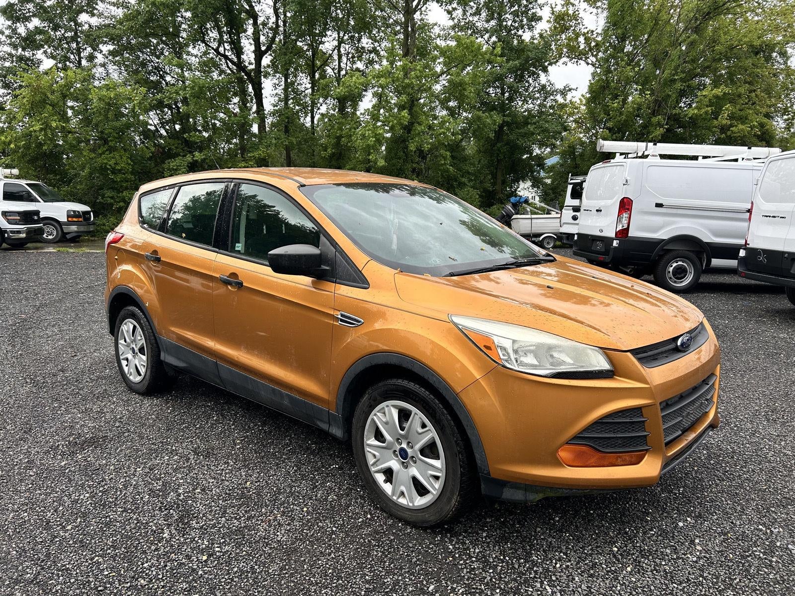 2016 Ford Escape S