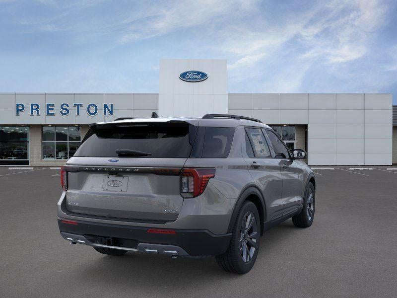 2026 Ford Explorer Xlt