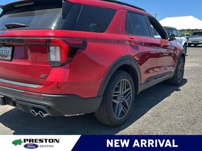 2025 Ford Explorer ST