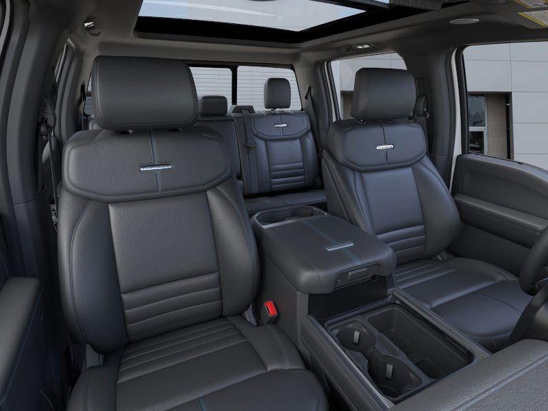 2025 Ford Super Duty F-350 Platinum