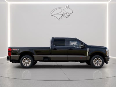 2027 Ford Super Duty F-350 King Ranch