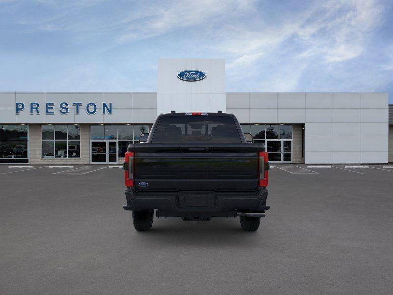 2025 Ford Super Duty F-350 Platinum