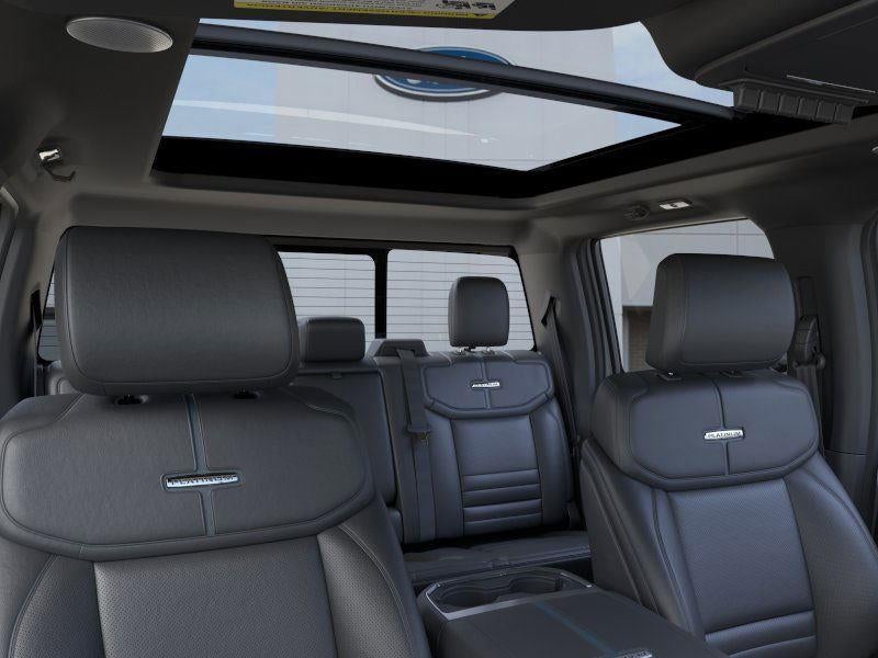 2025 Ford Super Duty F-350 DRW Platinum