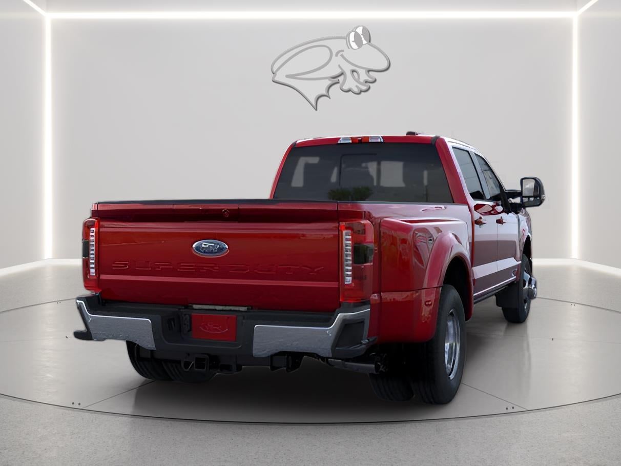 2026 Ford Super Duty F-350 DRW Lariat