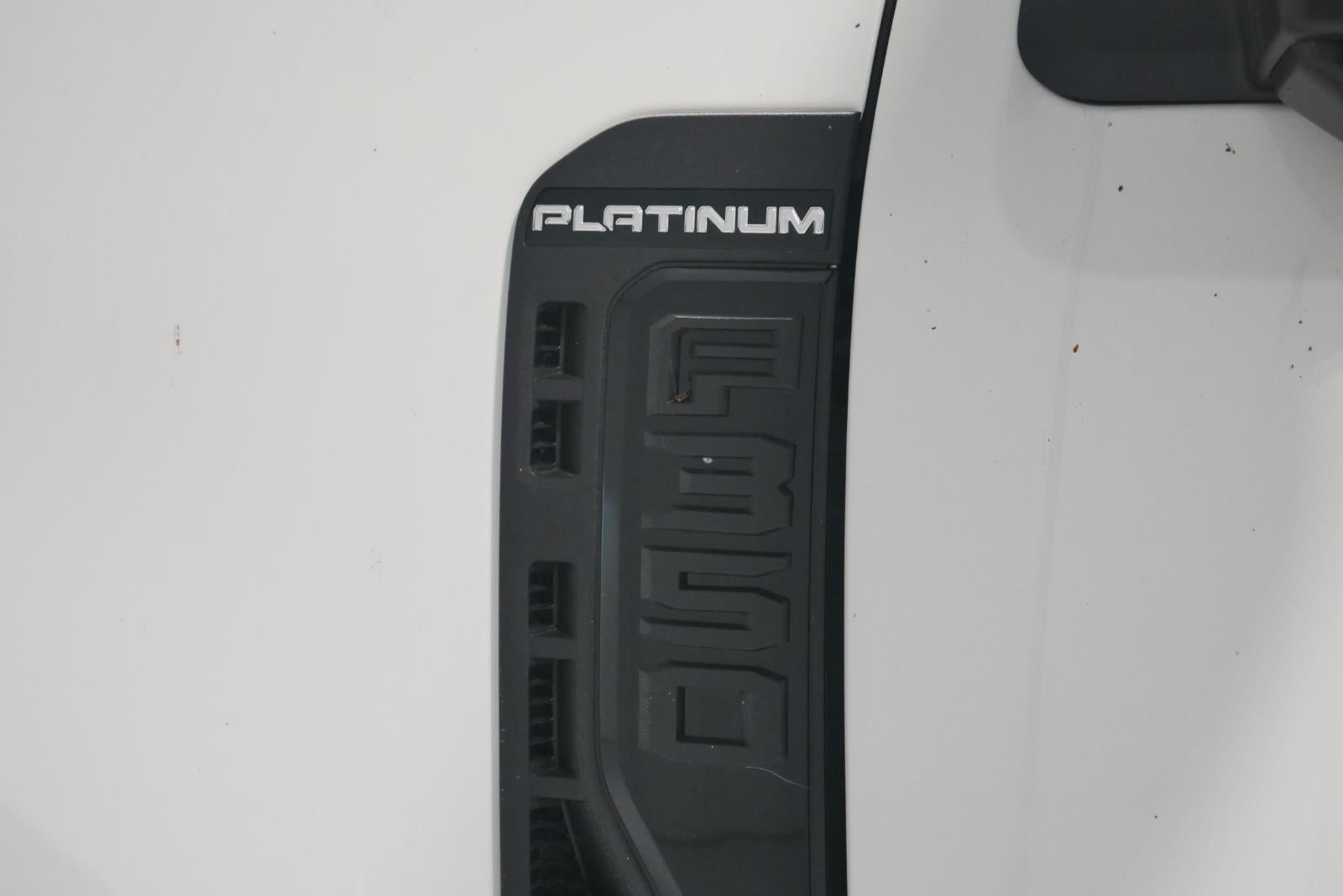 2025 Ford Super Duty F-350 DRW Platinum
