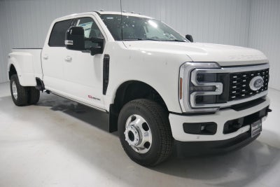 2025 Ford Super Duty F-350 DRW Platinum