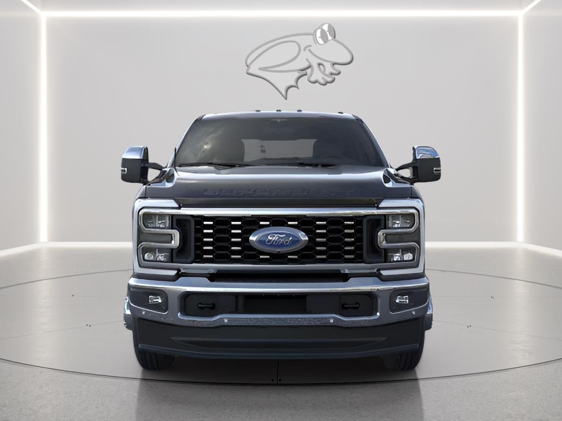 2026 Ford Super Duty F-350 DRW LARIAT