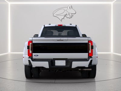 2027 Ford Super Duty F-450 DRW Platinum