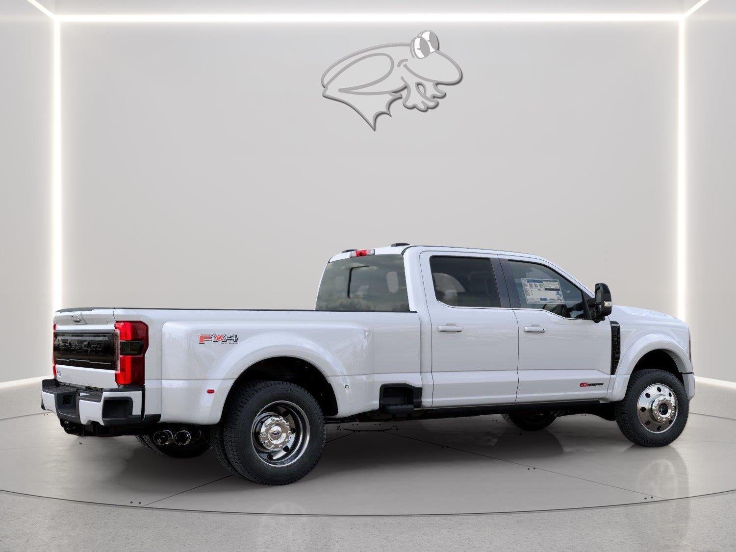2027 Ford Super Duty F-450 DRW Platinum