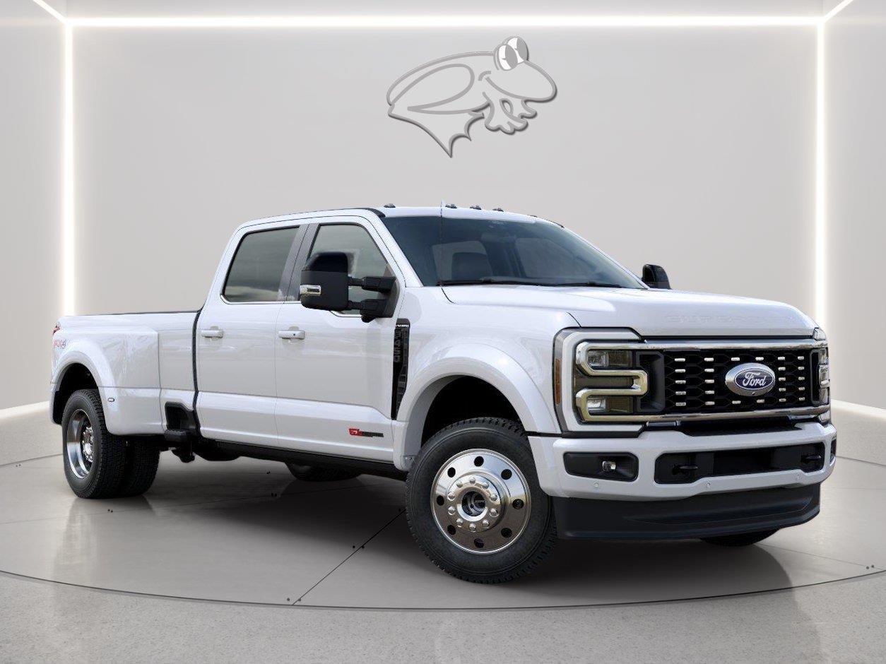 2027 Ford Super Duty F-450 DRW Platinum