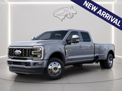 2027 Ford Super Duty F-450 DRW Platinum