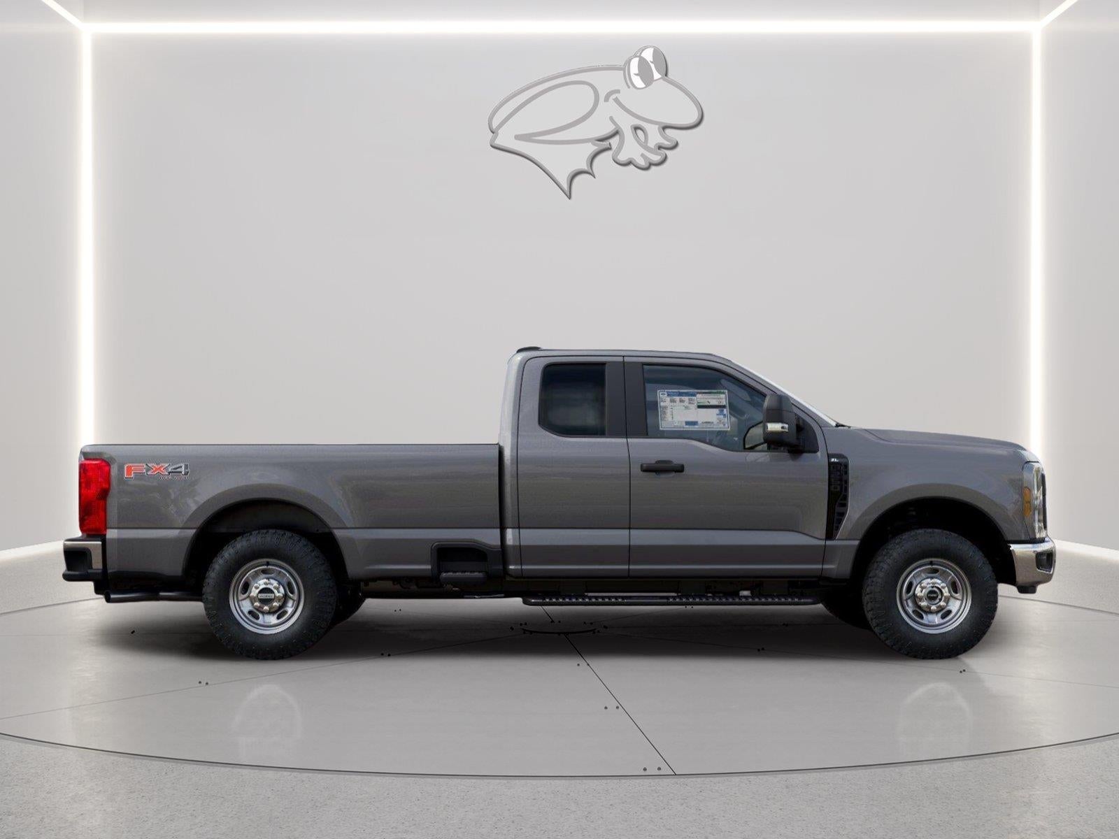 2027 Ford Super Duty F-250 SRW XL