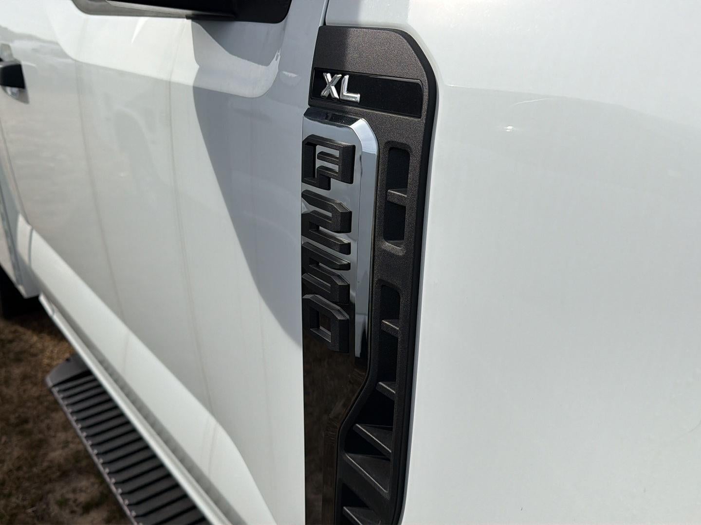 2025 Ford Super Duty F-250 SRW XL