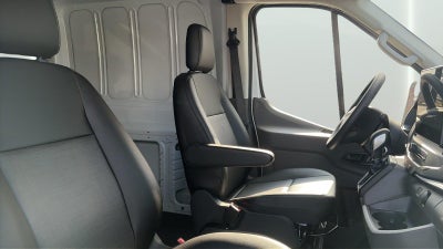 2027 Ford Transit Cargo Van T-250 148" Med Rf 9150 GVWR RWD