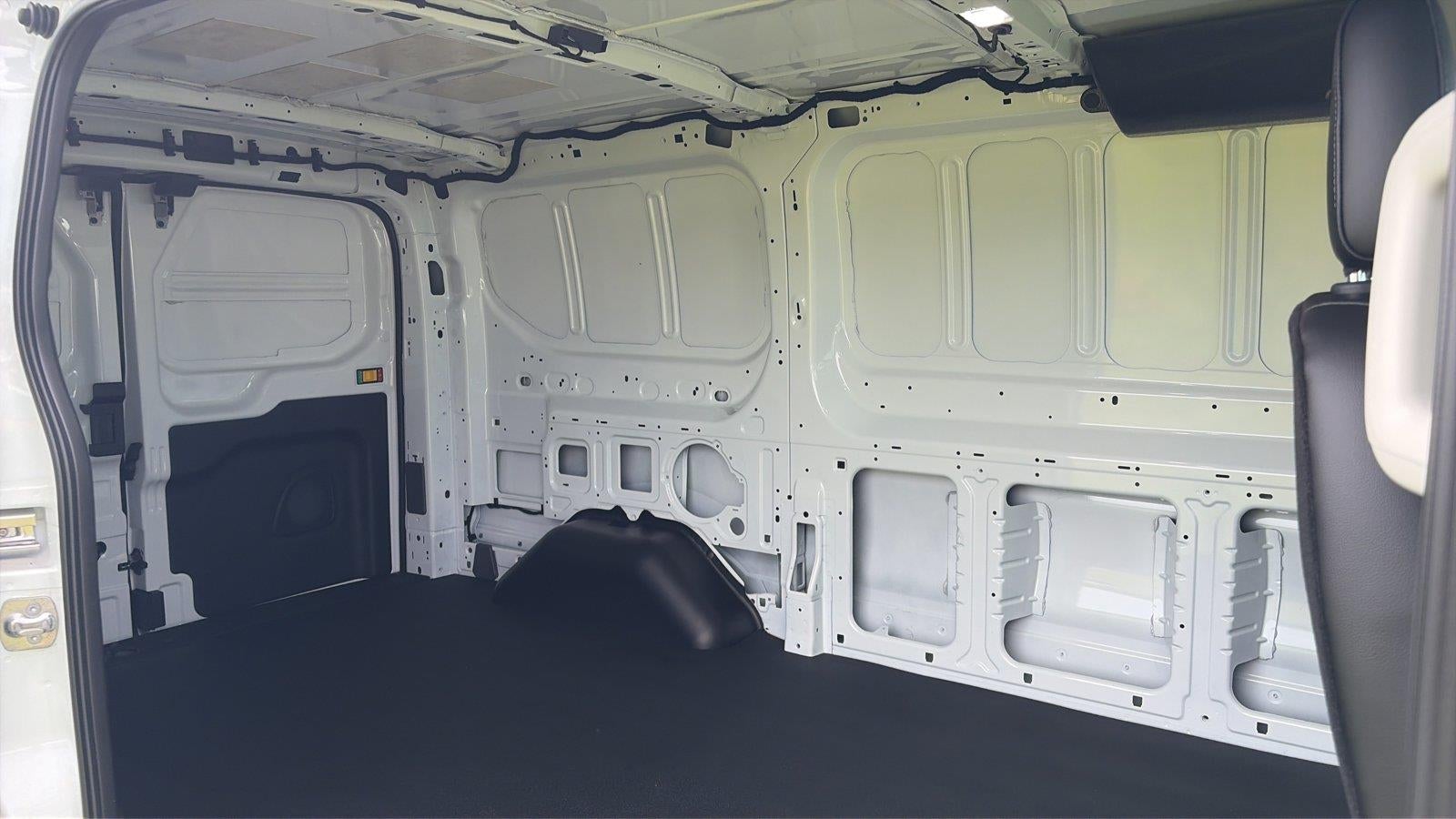 2026 Ford Transit Cargo Van T-250 130" Low Rf 9150 GVWR RWD