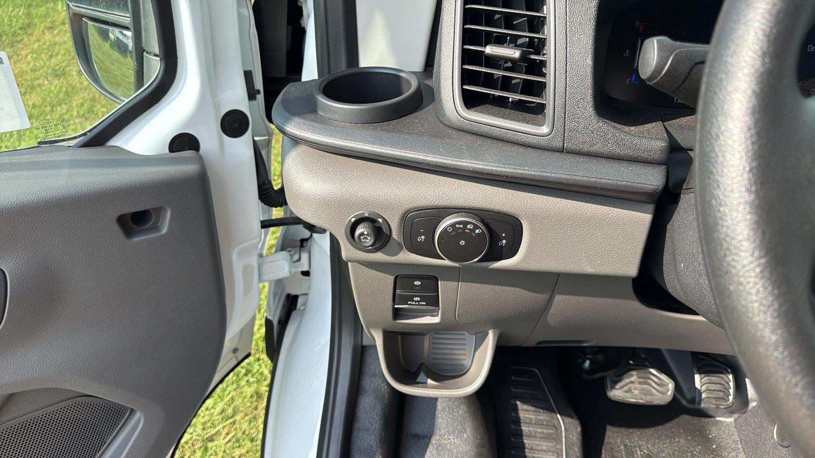 2026 Ford Transit Cargo Van T-250 130" Low Rf 9150 GVWR RWD