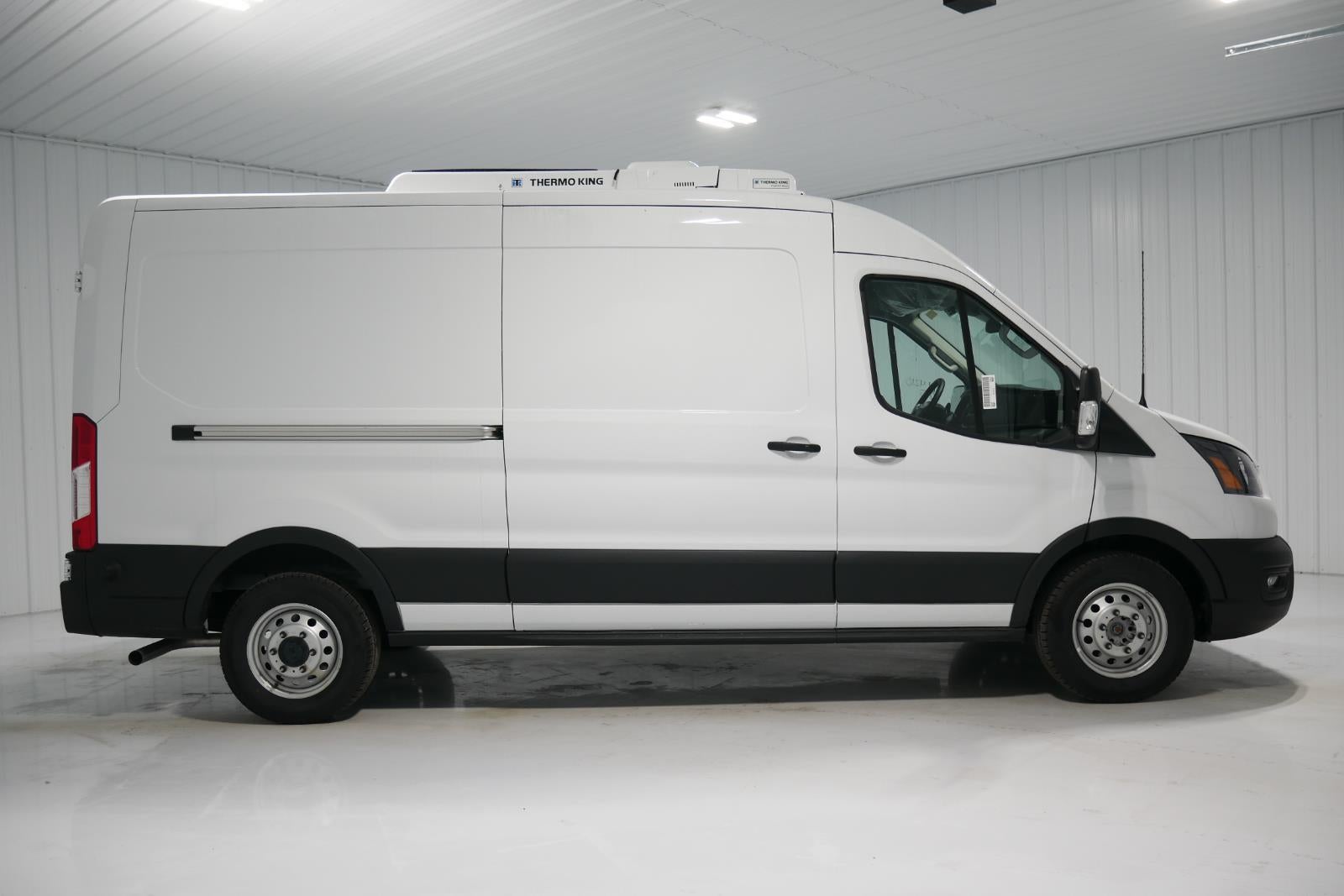 2025 Ford Transit Cargo Van T-250 148" Med Rf 9070 GVWR AWD