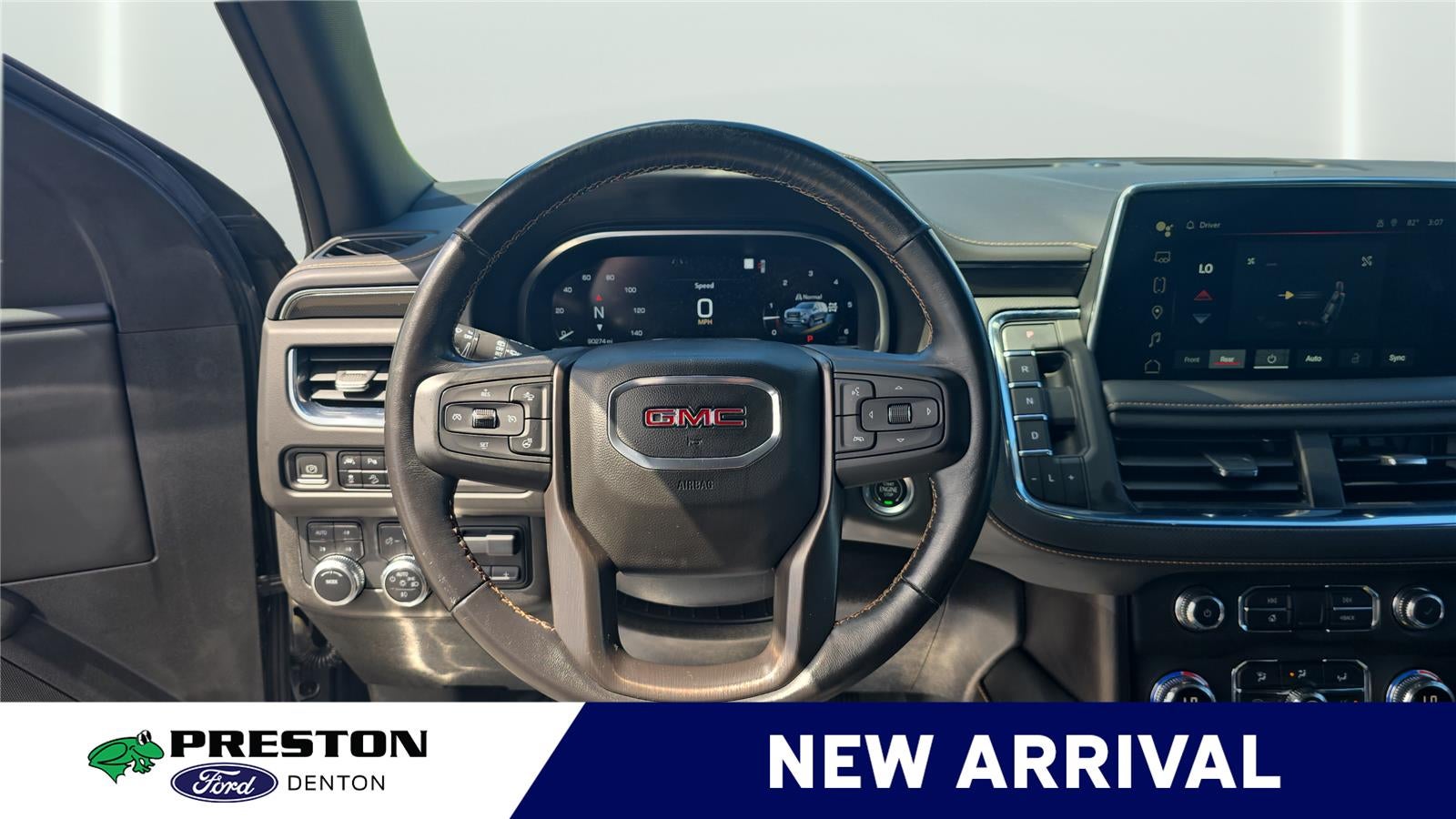 2022 GMC Yukon AT4 - Photo 13