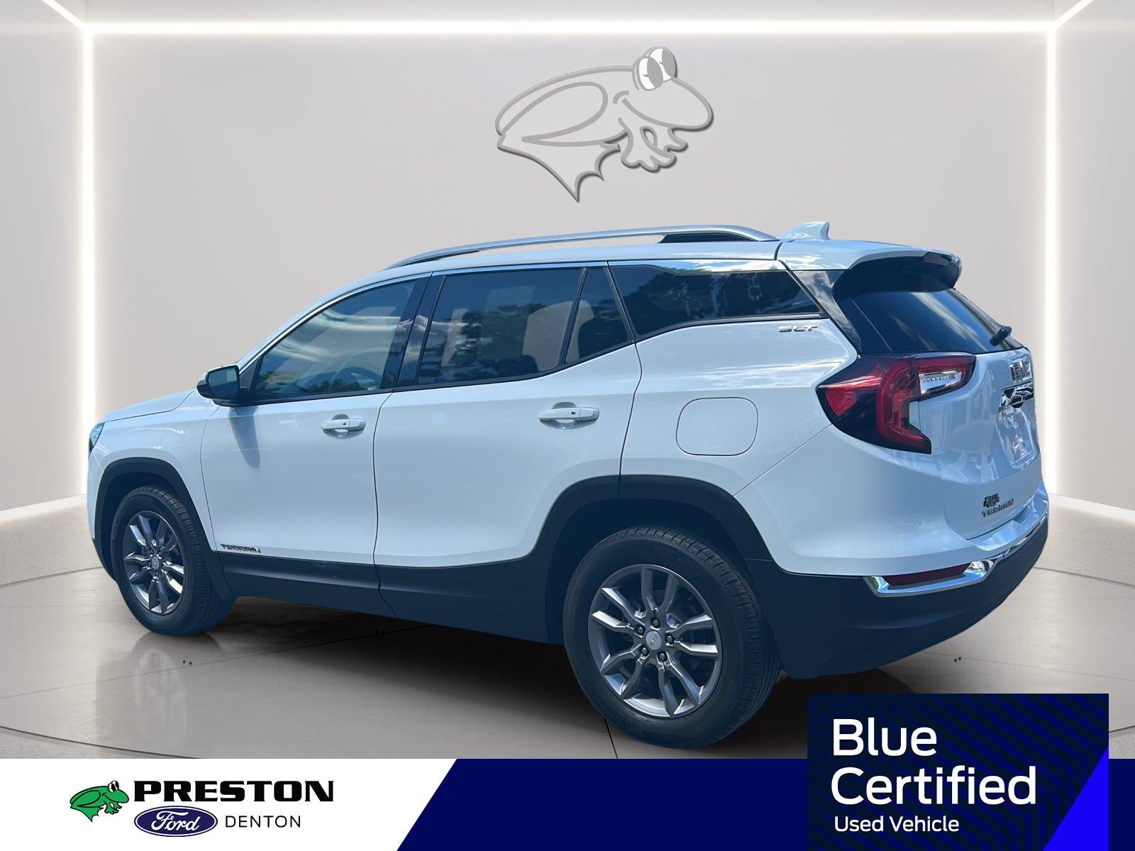 2023 GMC Terrain SLT