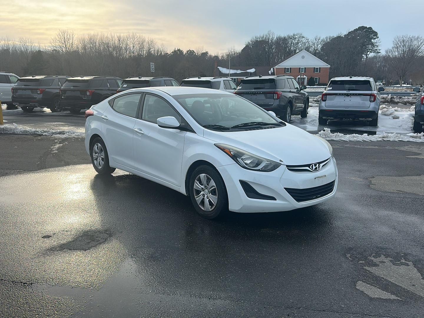 2016 Hyundai Elantra SE