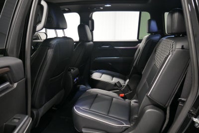 2024 GMC Acadia AWD Denali