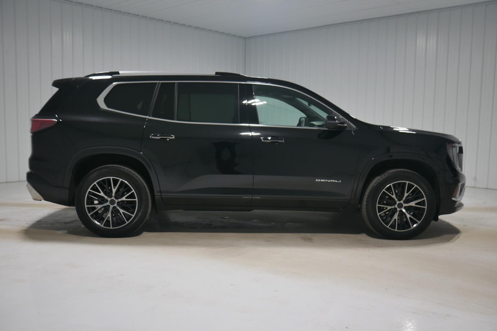 2024 GMC Acadia AWD Denali