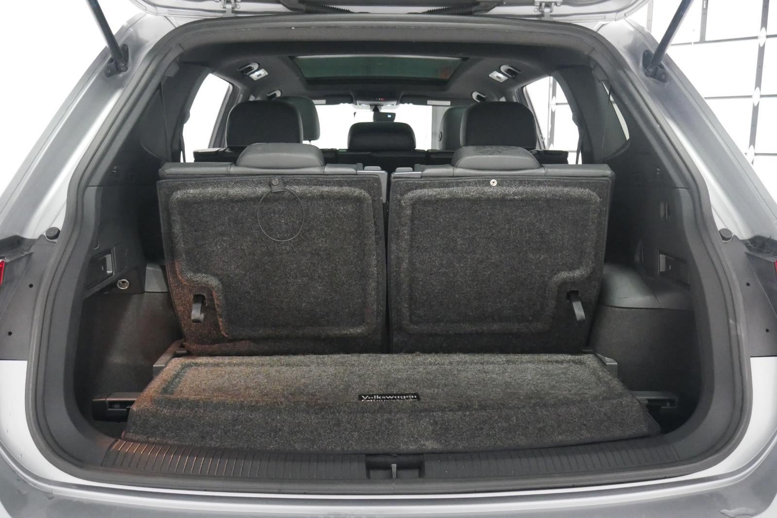 2021 Volkswagen Tiguan SE R-Line Black