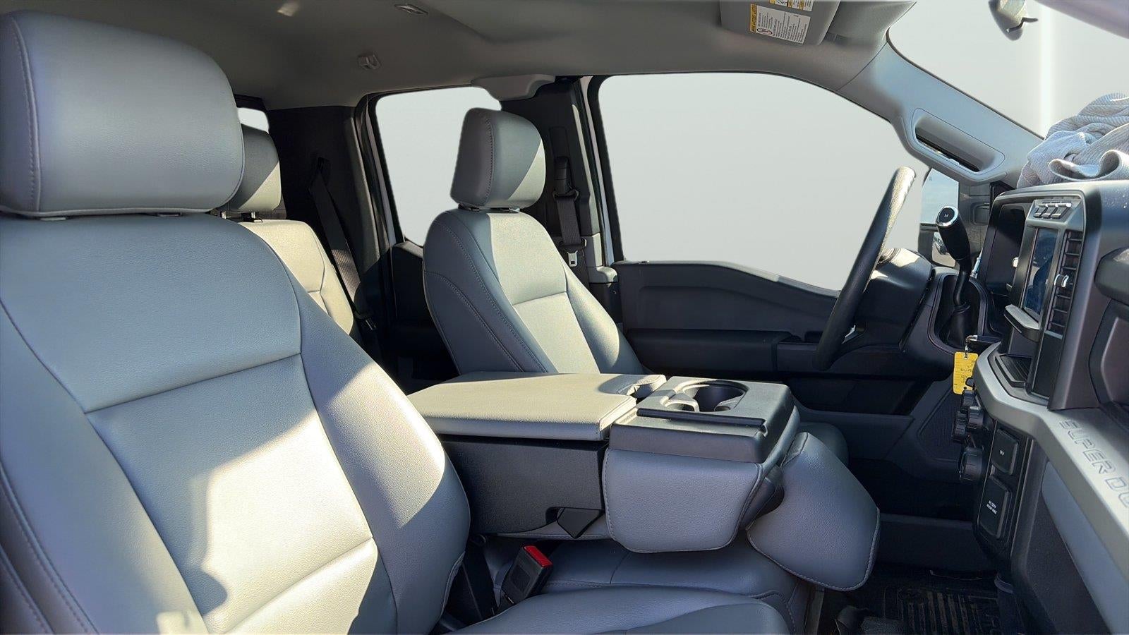 2024 Ford Super Duty F-550 DRW XL